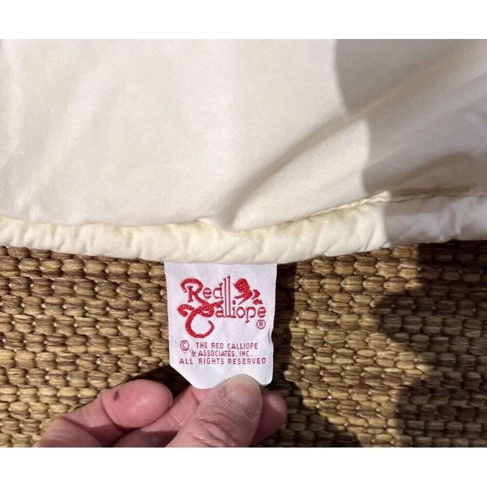 Red‎ Calliope Baby Blanket Quilted White Soft Nursery Crib Play Mat